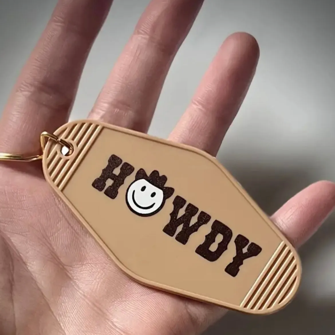 Howdy Keychain Khaki