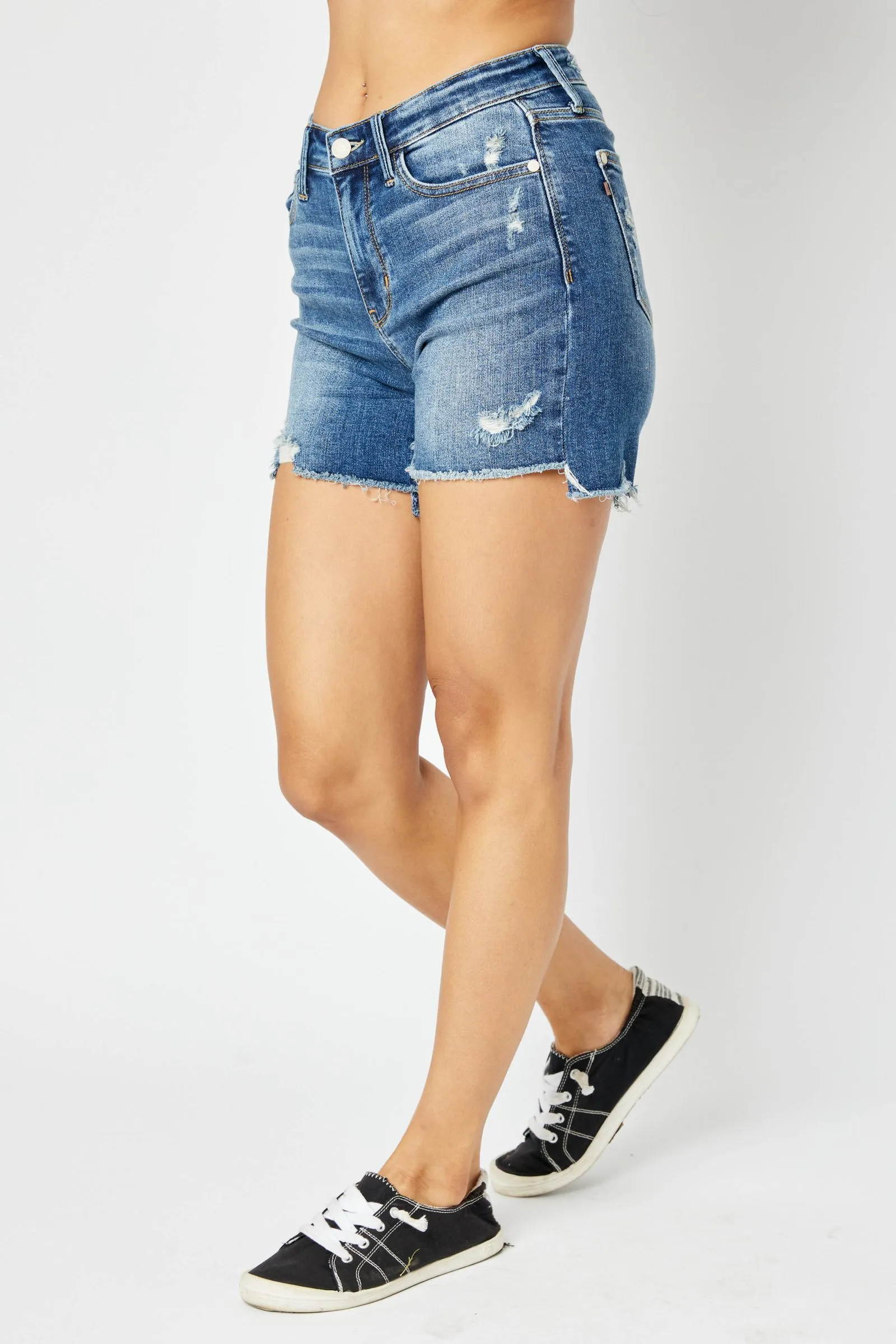 JB (CURVY) HI-LO CUT HEM & DESTROY SHORTS