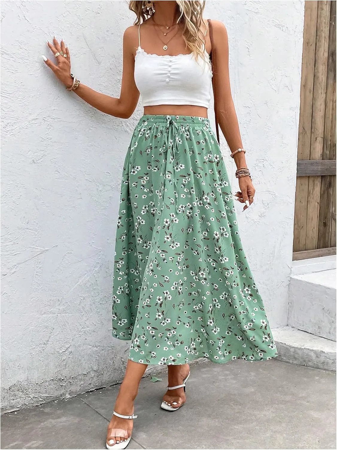 Verdusa Women's Floral Print Tiered Layered Long Skirt High Rise Ruffled Maxi Skirt