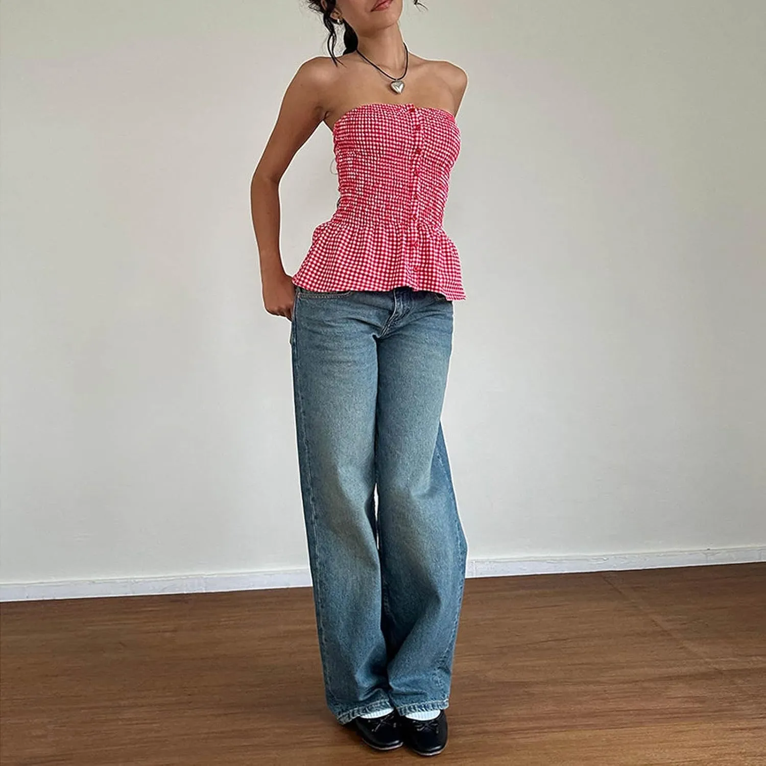 Women Y2k Strapless Tube Top Cute Sleeveless Ruffle Hem Babydoll Tank Top E-Girl Aesthetic Smocked Crop Top Clubwear